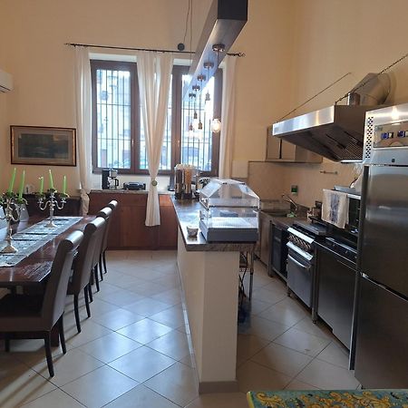 Dimora Charleston Lecce Parcheggio Privato In Loco Gratis Bed & Breakfast Екстериор снимка