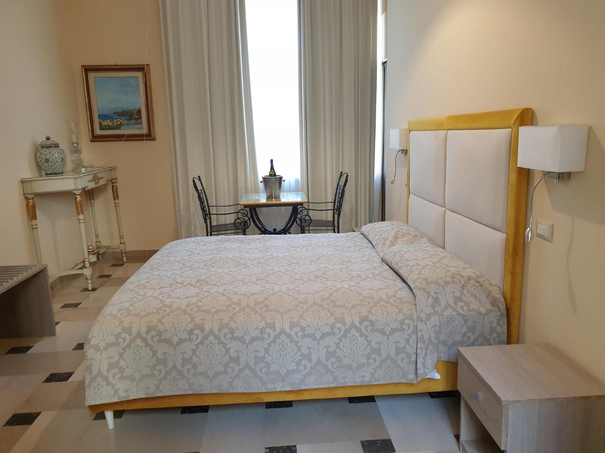 Dimora Charleston Lecce Parcheggio Privato In Loco Gratis Bed & Breakfast Стая снимка