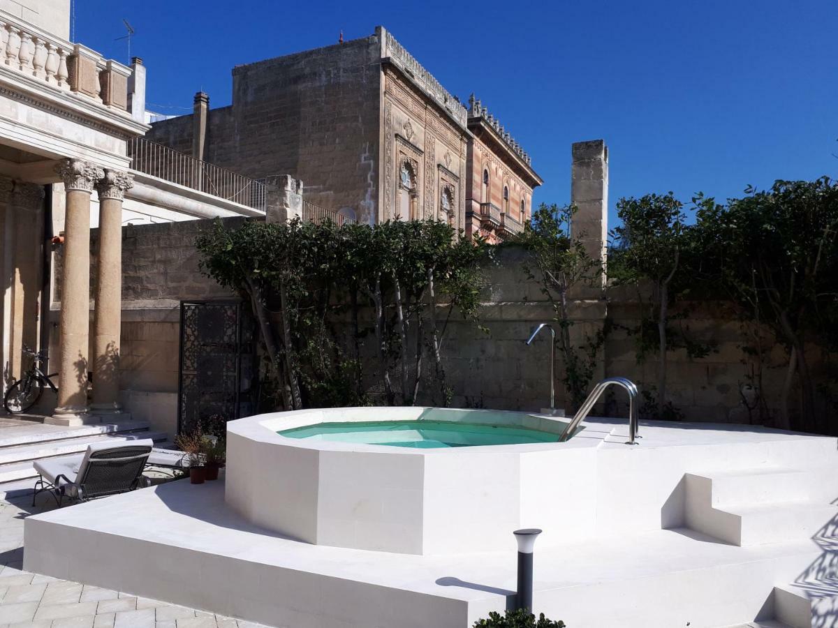Dimora Charleston Lecce Parcheggio Privato In Loco Gratis Bed & Breakfast Екстериор снимка